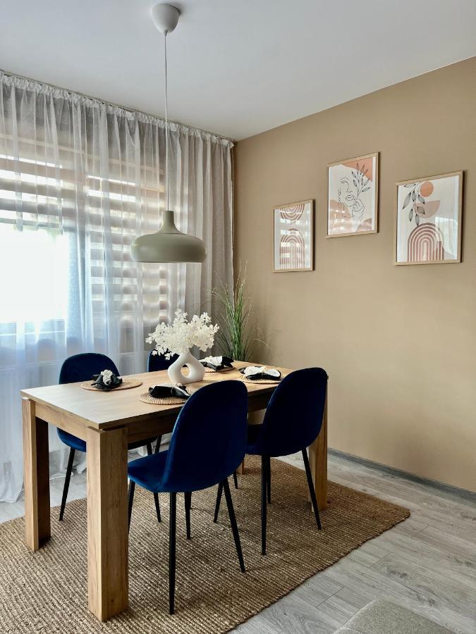 Boholand Apartment Braşov Esterno foto