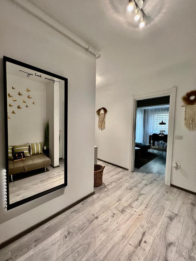 Boholand Apartment Braşov Esterno foto
